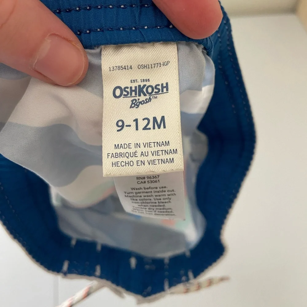 NWOT Oshkosh B’gosh baby boy’s blue striped drawstring swim trunks summer 9-12mo